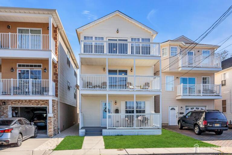 Photo 1 of 28 Bay Avenue, Keansburg NJ 07734, Keansburg, NJ