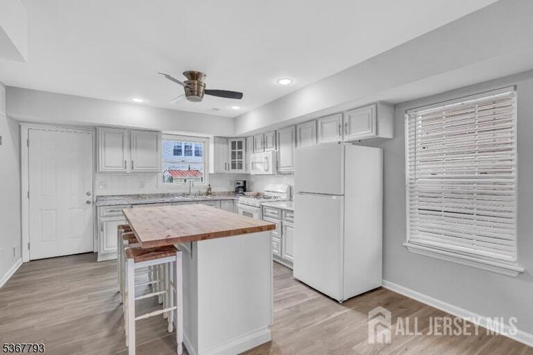 Photo 9 of 28 Bay Avenue, Keansburg NJ 07734, Keansburg, NJ