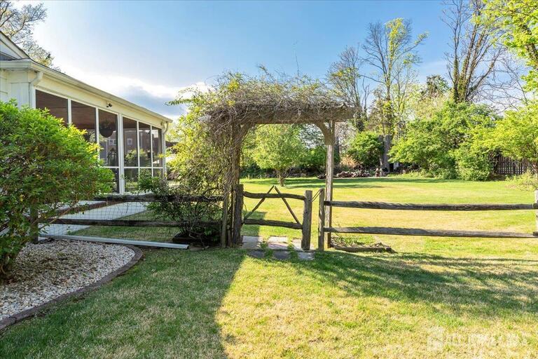 Photo 63 of 544 W 8th Street W, Plainfield NJ 07060, Plainfield, NJ