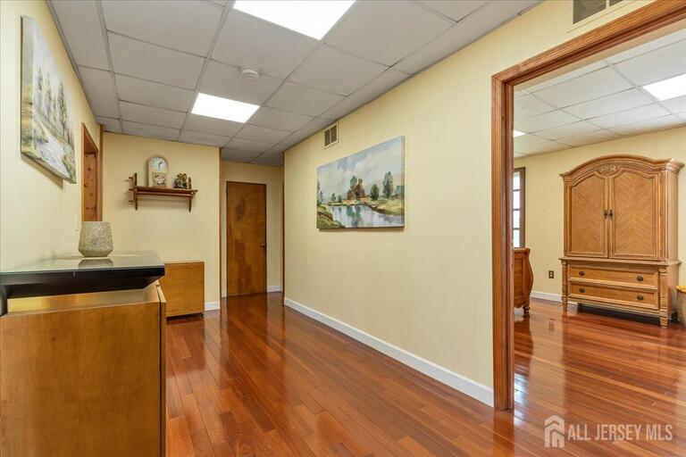 Photo 31 of 544 W 8th Street W, Plainfield NJ 07060, Plainfield, NJ