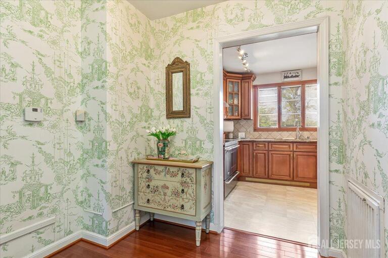 Photo 13 of 544 W 8th Street W, Plainfield NJ 07060, Plainfield, NJ