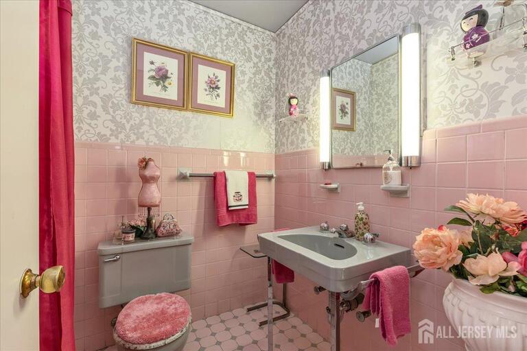 Photo 30 of 544 W 8th Street W, Plainfield NJ 07060, Plainfield, NJ