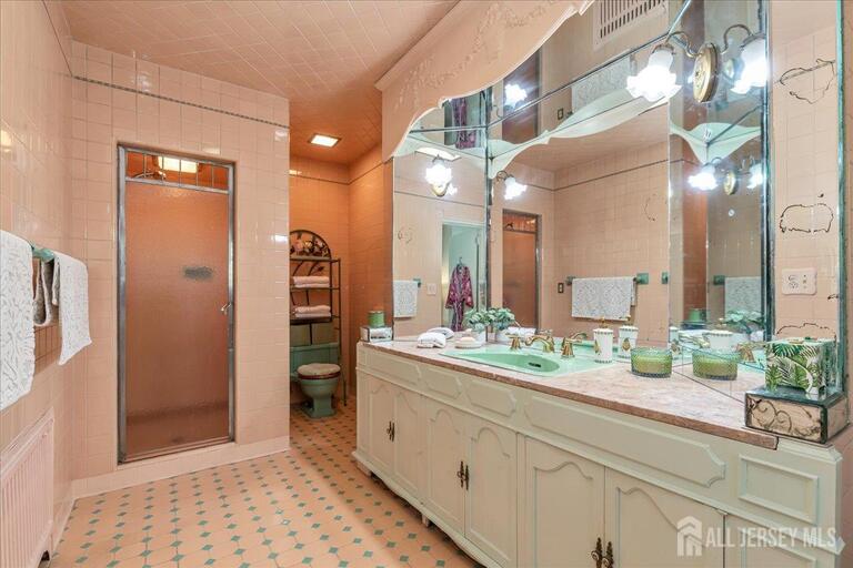 Photo 28 of 544 W 8th Street W, Plainfield NJ 07060, Plainfield, NJ