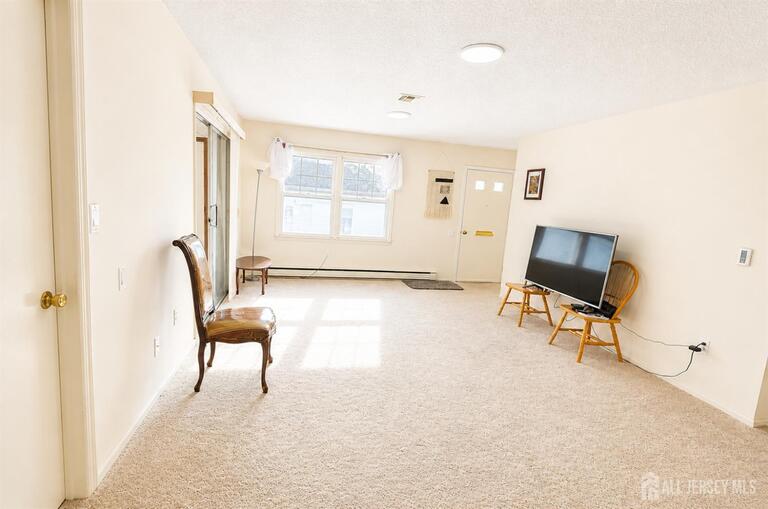 Photo 4 of 148 Old Nassau Road # C, Monroe NJ 08831, Monroe, NJ