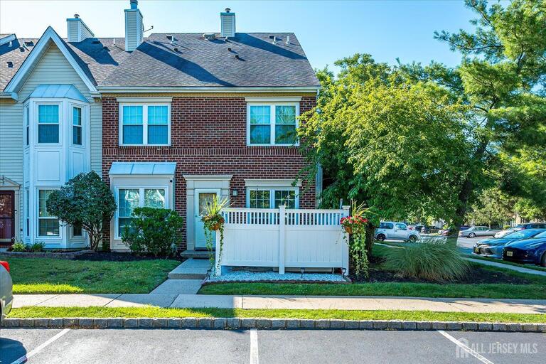 Photo 5 of 73 Goodwin Drive, North Brunswick NJ 08902, North Brunswick, NJ