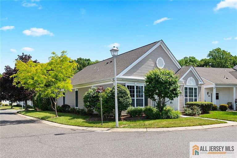 Photo 4 of 527 Harrier Drive # 527, Monroe NJ 08831, Monroe, NJ