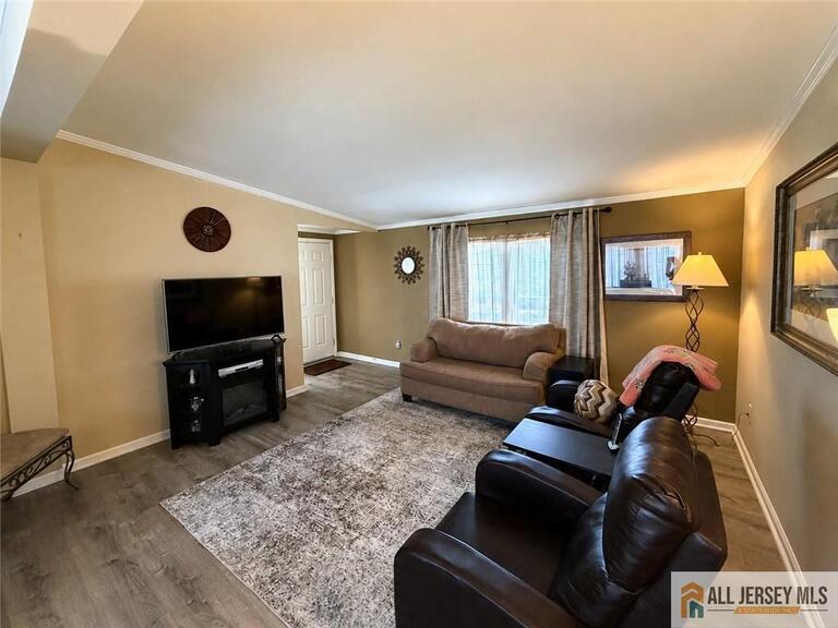 Photo 11 of 706 Evergreen Court, NJ 08759, , NJ