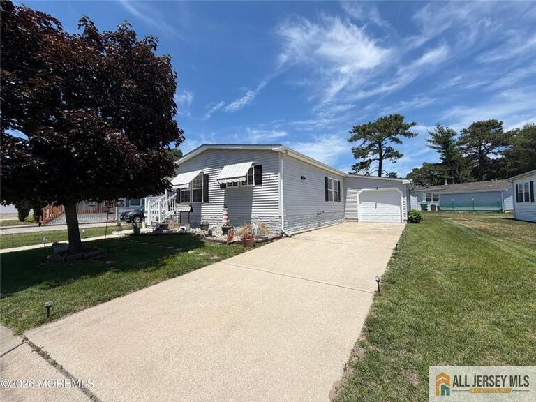 Photo 3 of 706 Evergreen Court, NJ 08759, , NJ