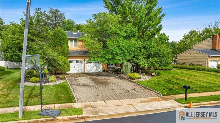 Photo 4 of 6 Limoli Court, Edison NJ 08820, Edison, NJ