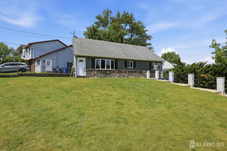 Photo 34 of 2 Kendall Drive, Parlin NJ 08859, Parlin, NJ