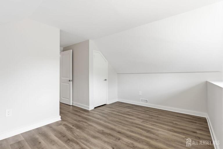 Photo 21 of 2 Kendall Drive, Parlin NJ 08859, Parlin, NJ