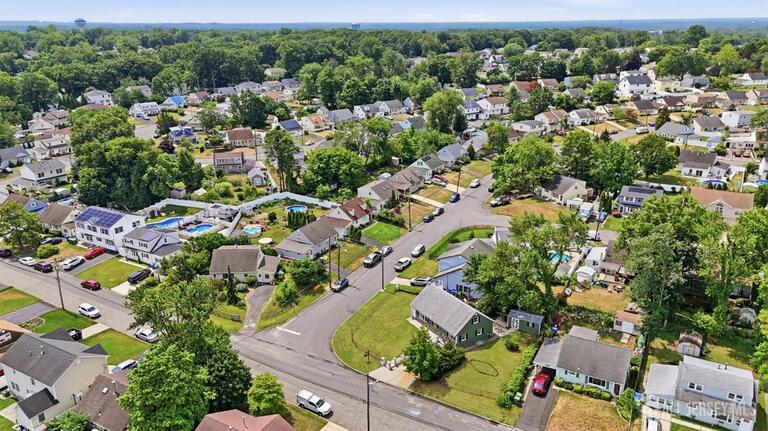 Photo 40 of 2 Kendall Drive, Parlin NJ 08859, Parlin, NJ
