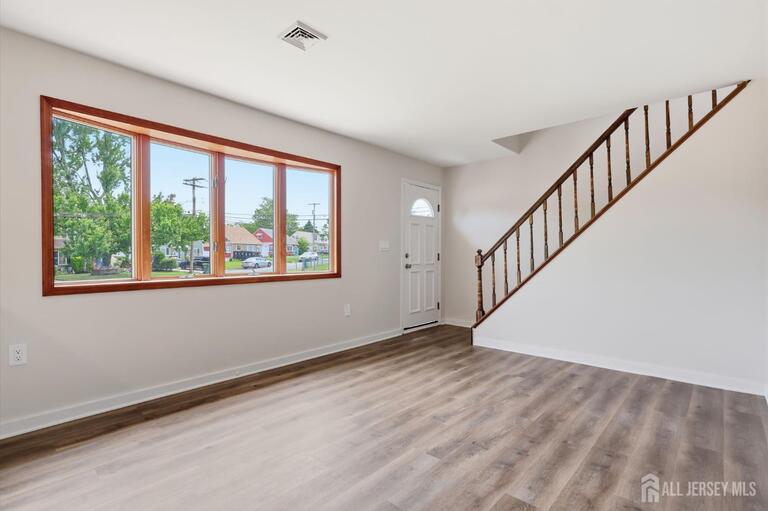 Photo 6 of 2 Kendall Drive, Parlin NJ 08859, Parlin, NJ