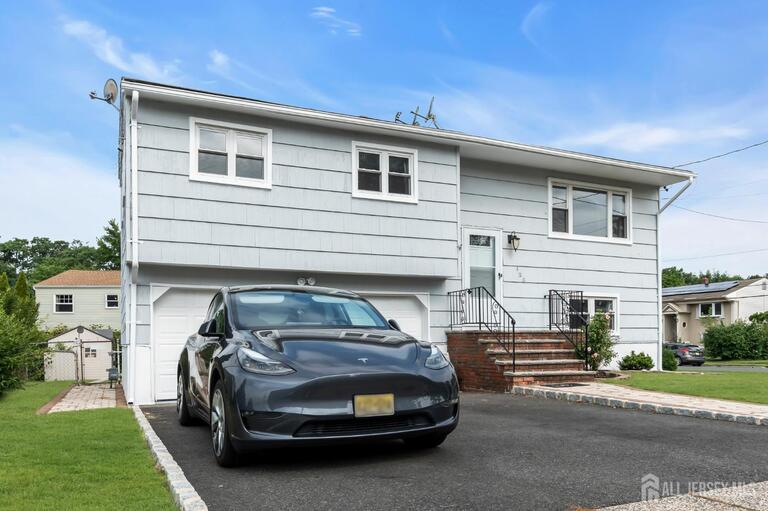 Photo 2 of 125 Jeff Street, Edison NJ 08837, Edison, NJ