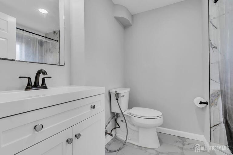 Photo 32 of 125 Jeff Street, Edison NJ 08837, Edison, NJ