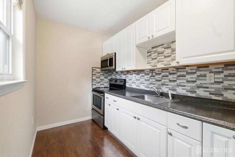 Photo 18 of 89 white Street # c, Eatontown NJ 07724, Eatontown, NJ