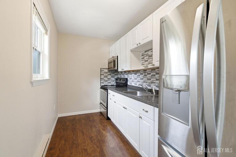 Photo 17 of 89 white Street # c, Eatontown NJ 07724, Eatontown, NJ