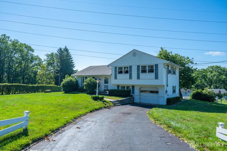 Photo 39 of 64 N Sanford Drive, Randolph NJ 07869, Randolph, NJ