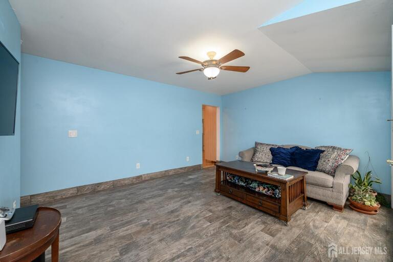 Photo 17 of 328 Runyon Avenue, Middlesex NJ 08846, Middlesex, NJ