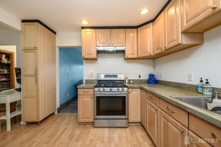 Photo 13 of 328 Runyon Avenue, Middlesex NJ 08846, Middlesex, NJ