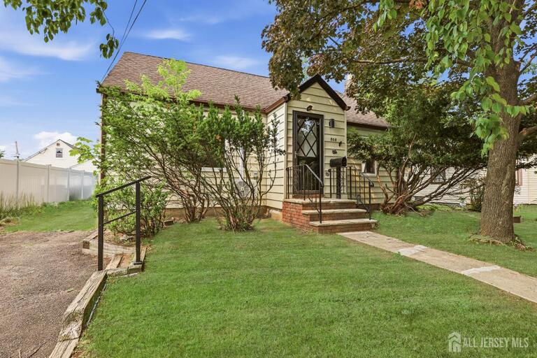 Photo 3 of 808 Tompkins Avenue, South Plainfield NJ 07080, South Plainfield, NJ