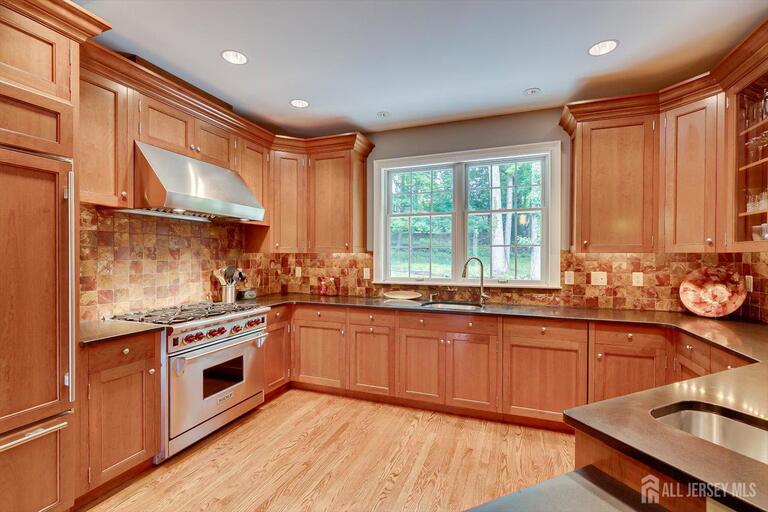 Photo 19 of 4 Edgewood Road, Edison NJ 08820, Edison, NJ