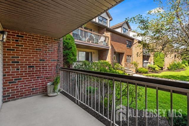 Photo 16 of 131 Beverly Hill Terrace, Woodbridge Proper NJ 07095, Woodbridge Proper, NJ