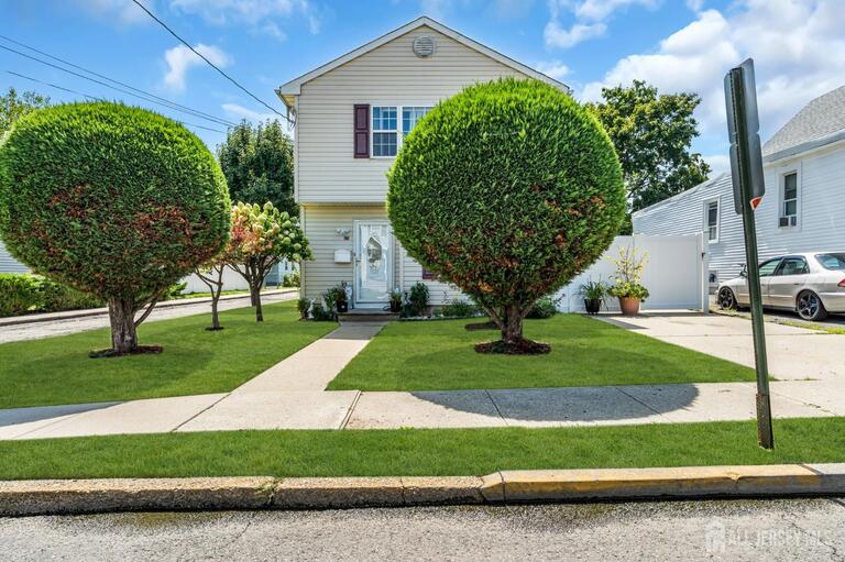 Photo 4 of 425 Thomas Street, Perth Amboy NJ 08861, Perth Amboy, NJ