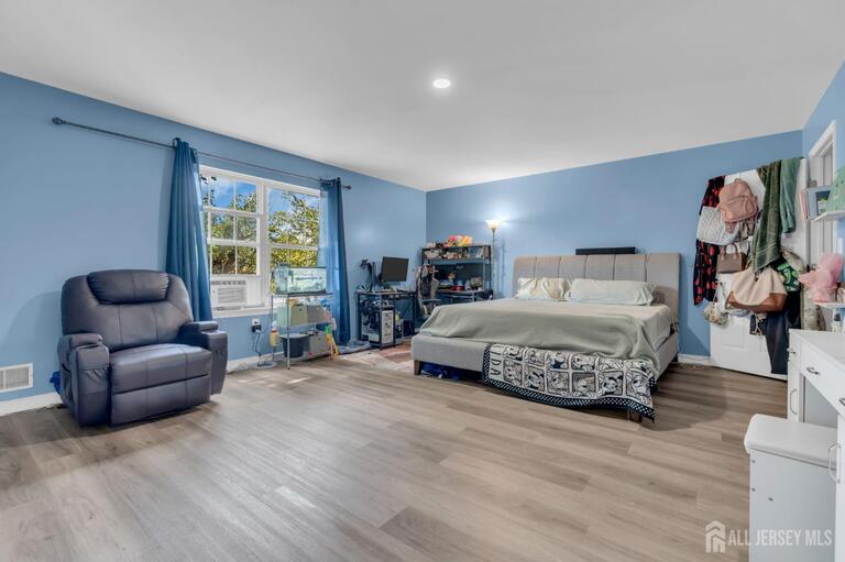 Photo 22 of 425 Thomas Street, Perth Amboy NJ 08861, Perth Amboy, NJ