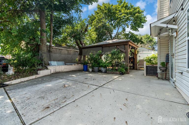 Photo 36 of 425 Thomas Street, Perth Amboy NJ 08861, Perth Amboy, NJ