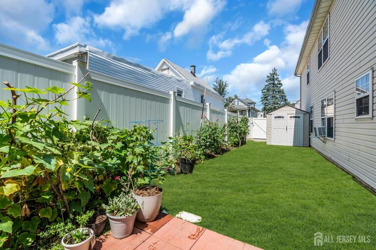 Photo 37 of 425 Thomas Street, Perth Amboy NJ 08861, Perth Amboy, NJ