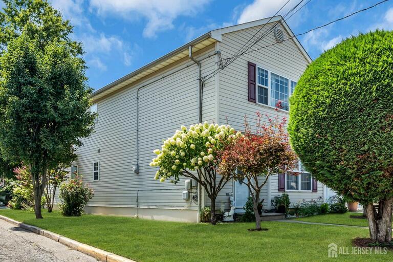 Photo 3 of 425 Thomas Street, Perth Amboy NJ 08861, Perth Amboy, NJ