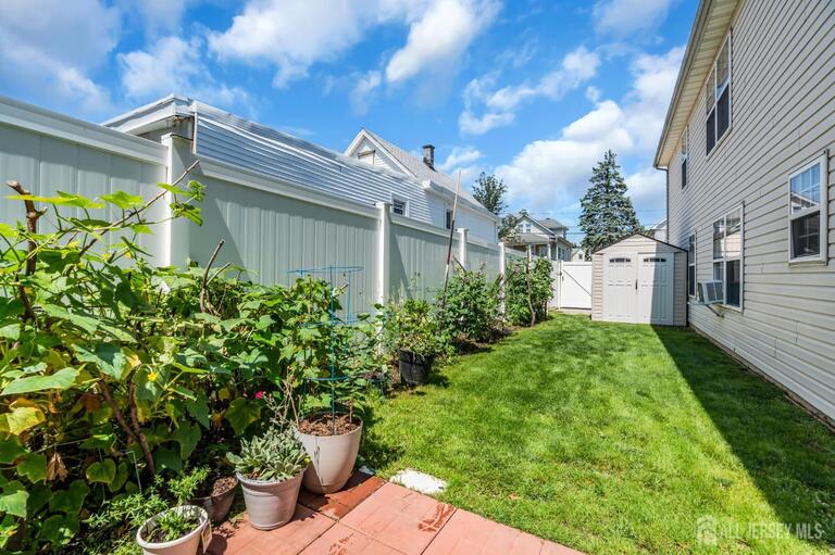 Photo 44 of 425 Thomas Street, Perth Amboy NJ 08861, Perth Amboy, NJ