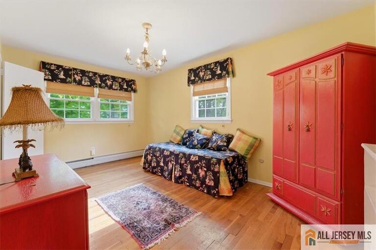 Photo 31 of 46 Lynnwood Road, Edison NJ 08820, Edison, NJ