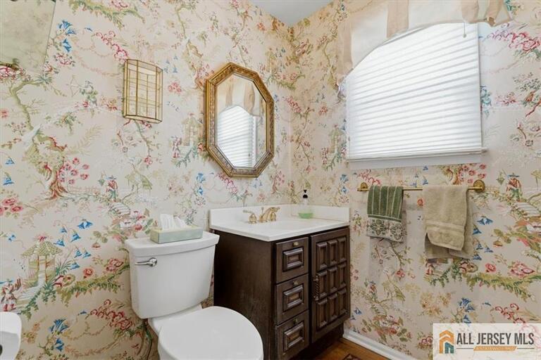 Photo 9 of 46 Lynnwood Road, Edison NJ 08820, Edison, NJ