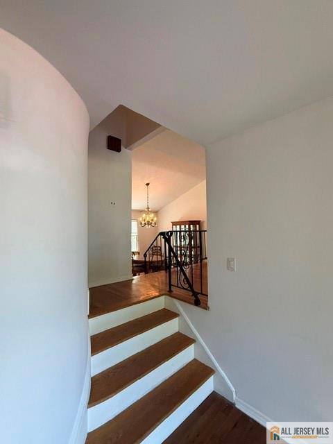 Photo 8 of 46 Lynnwood Road, Edison NJ 08820, Edison, NJ