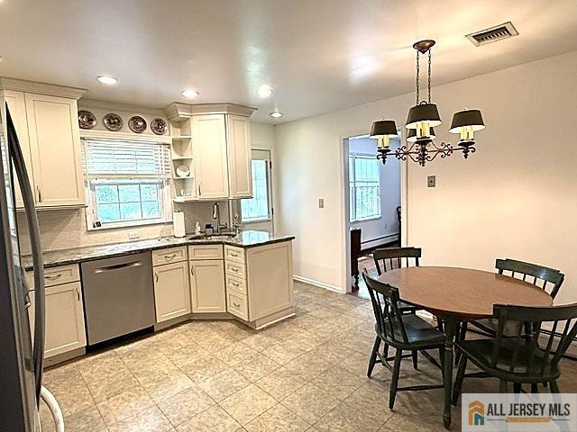 Photo 17 of 46 Lynnwood Road, Edison NJ 08820, Edison, NJ
