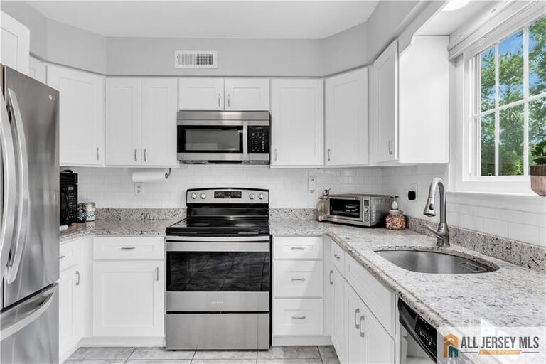 Photo 12 of 414 Andover Drive # 414C, Monroe NJ 08831, Monroe, NJ
