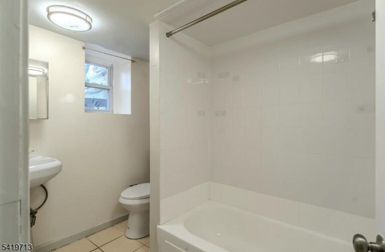 Property listing MLS 4016646 photo 16