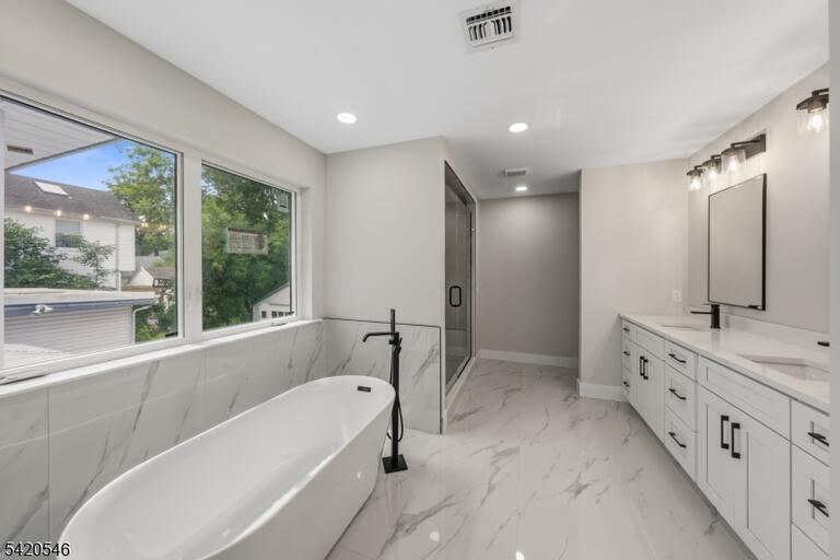 Property listing MLS 4017456 photo 16