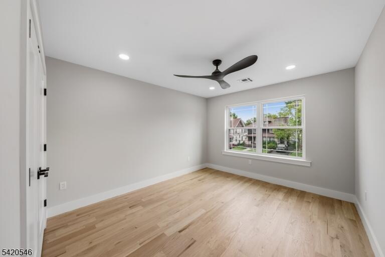 Property listing MLS 4017456 photo 18