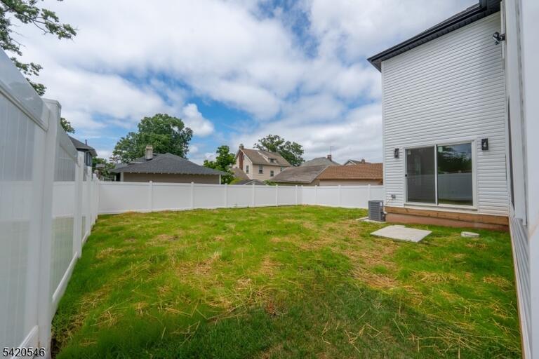 Property listing MLS 4017456 photo 28