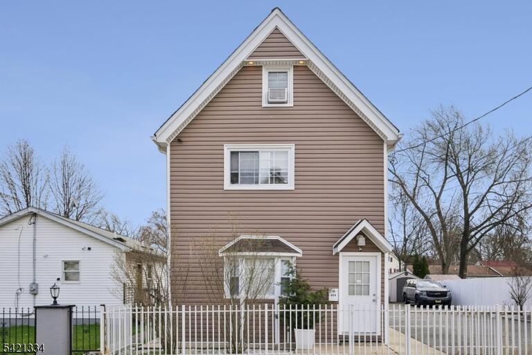 Property listing MLS 4018264 photo 11