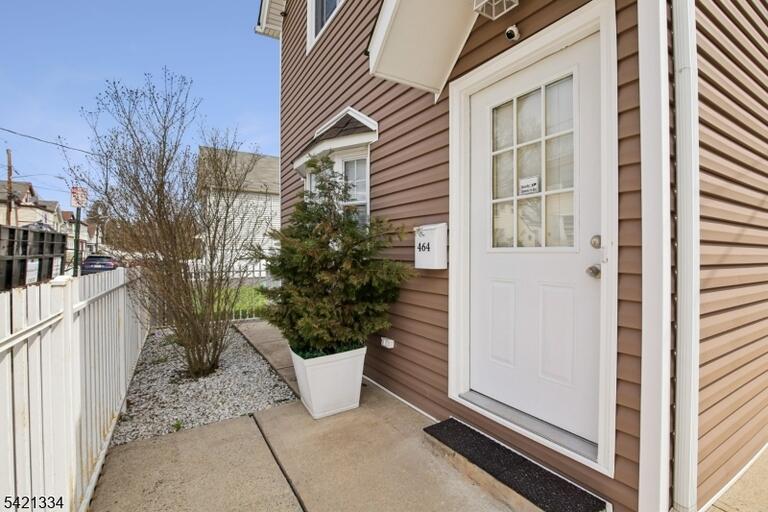 Property listing MLS 4018264 photo 14
