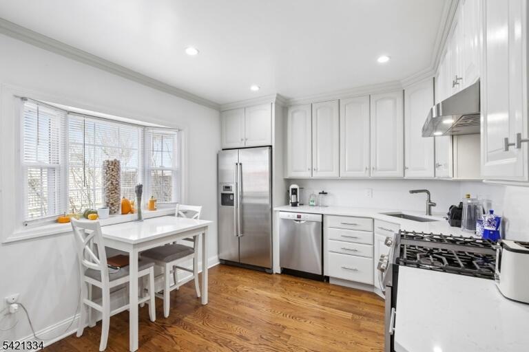 Property listing MLS 4018264 photo 18