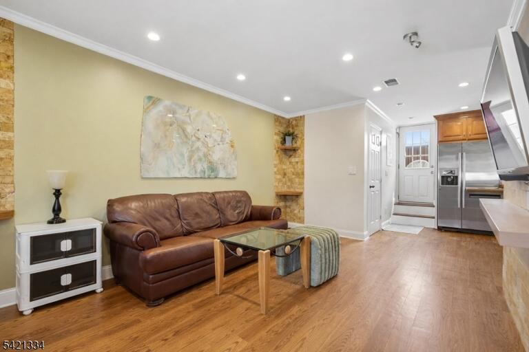 Property listing MLS 4018264 photo 25