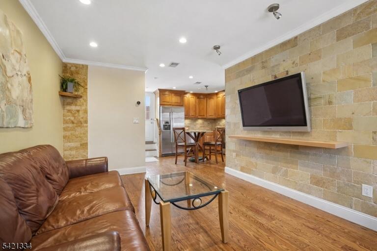 Property listing MLS 4018264 photo 26
