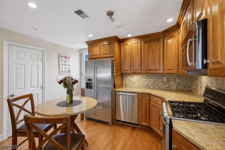 Property listing MLS 4018264 photo 28