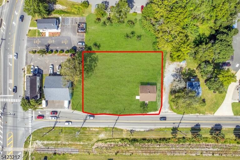 Property listing MLS 4019706 photo 3