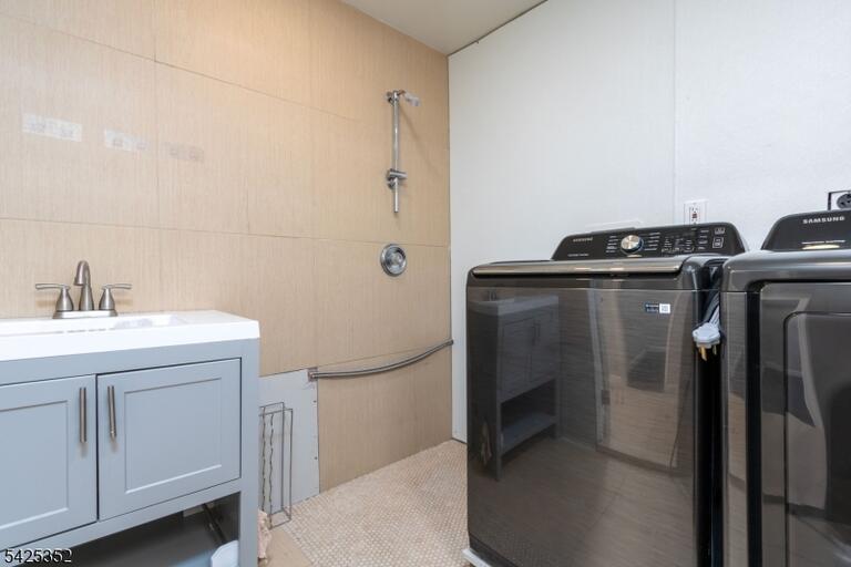 Property listing MLS 4022044 photo 14